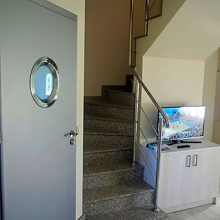 Wypoczynkowa Osada Blisko Morza Lodge *