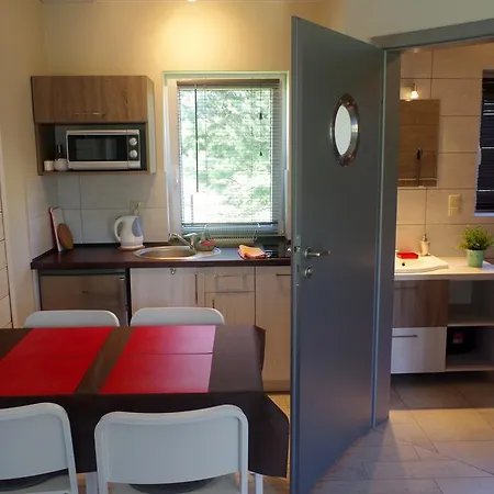 Wypoczynkowa Osada Blisko Morza Lodge Jastrzebia Gora