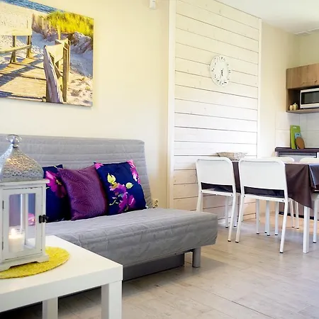 Wypoczynkowa Osada Blisko Morza Lodge Jastrzębia Góra