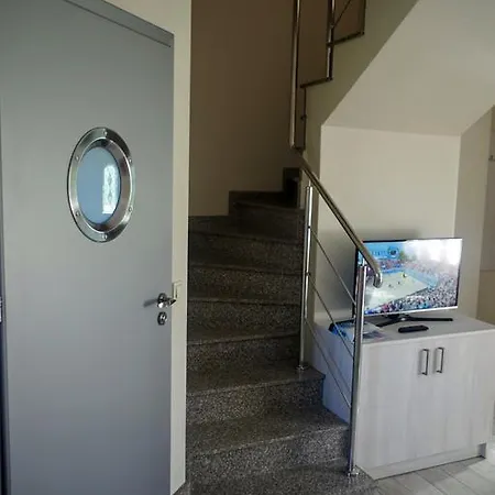 Wypoczynkowa Osada Blisko Morza Lodge *